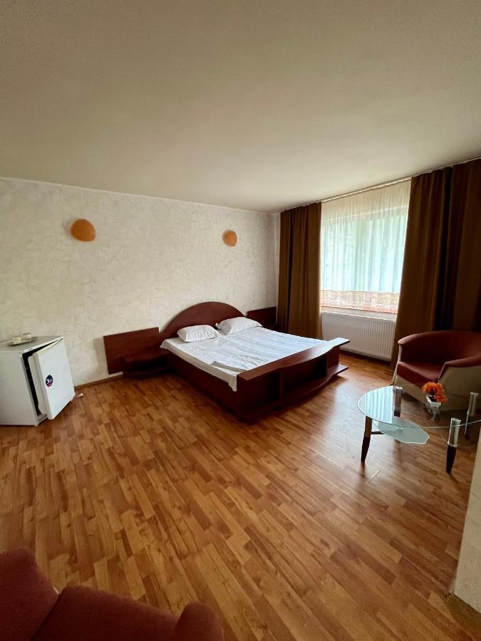 Pensiunea Orhideea Băile Herculane Extérieur photo